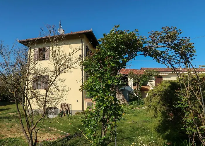 La Vallia By Interhome Piea